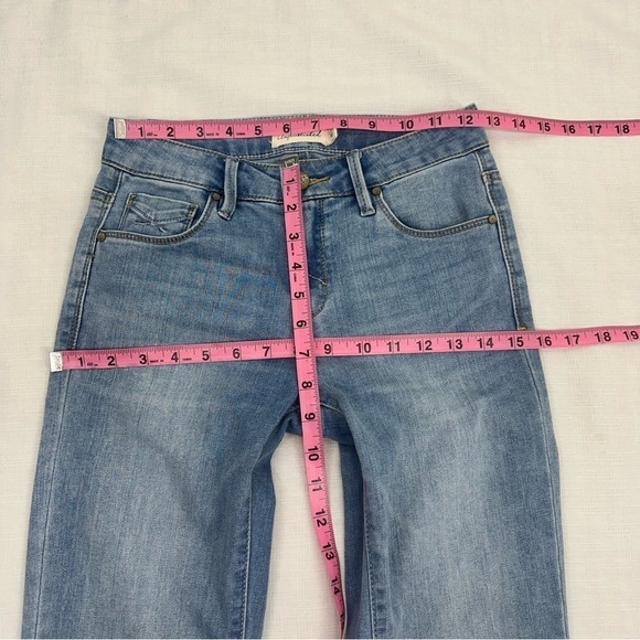 Unpublished Women’s size 25 Margaux Blue and White Crop Stretch Jeans - Picture 7 of 10